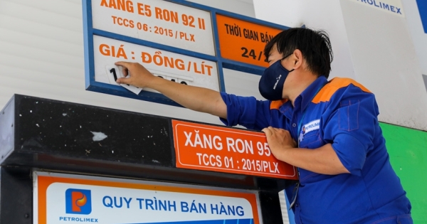 Giá dầu thế giới đồng loạt giảm ngày 6/8