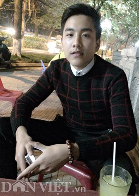 Chàng trai bán thịt lợn có gương mặt đẹp như tài tử