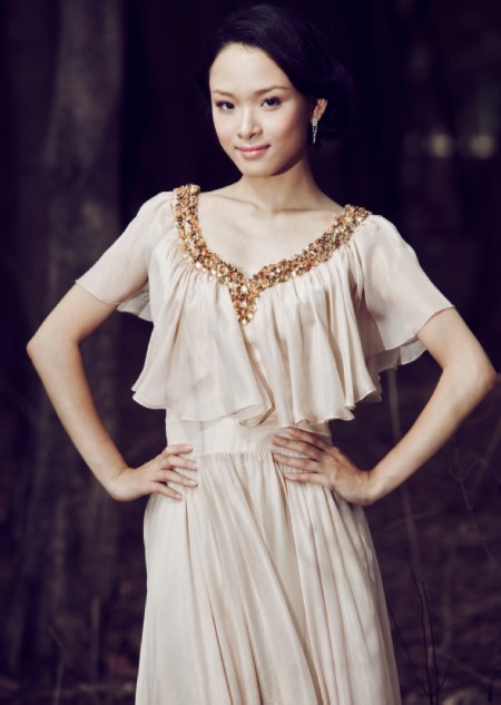 hoa-hau-phuong-nga-lua-dao-4