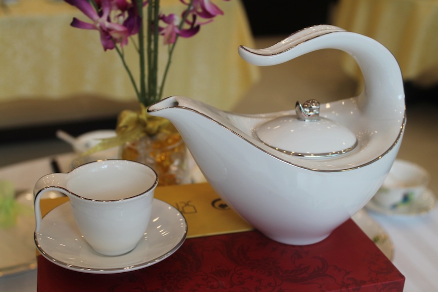 Sản phẩm ấm trà Anh Vũ độc đáo.