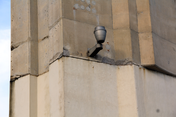 Quảng Ninh: Xuất hiện nhiều điểm rỉ nước trên cây cầu Bãi Cháy