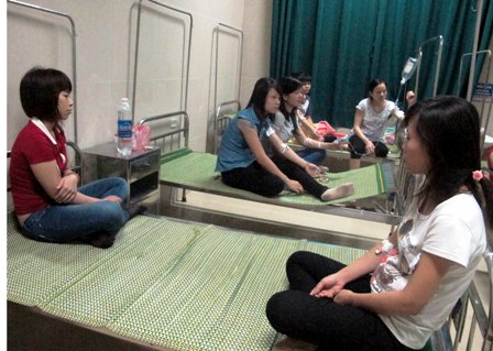 Ninh Bình: Lại thêm công nhân nhập viện sau bữa ăn Ninh Bình: Lại thêm công nhân nhập viện sau bữa ăn