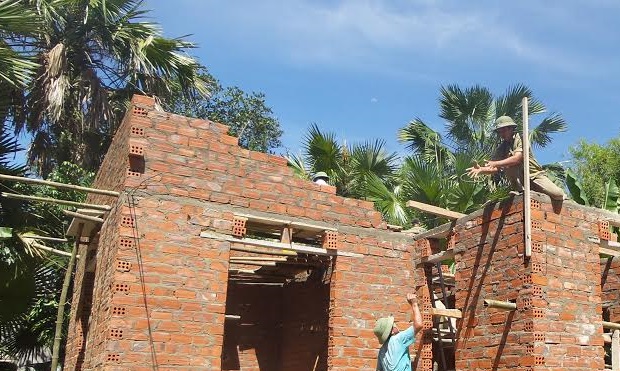 Hiện thực hóa giấc mơ ngôi nhà kiên cố của cụ ông ngoài 80 tuổi Hiện thực hóa giấc mơ ngôi nhà kiên cố của cụ ông ngoài 80 tuổi