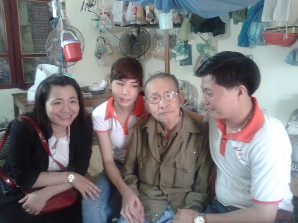 Người dân thành Vinh “lên cơn sốt” với Hoài Linh – Chí Tài