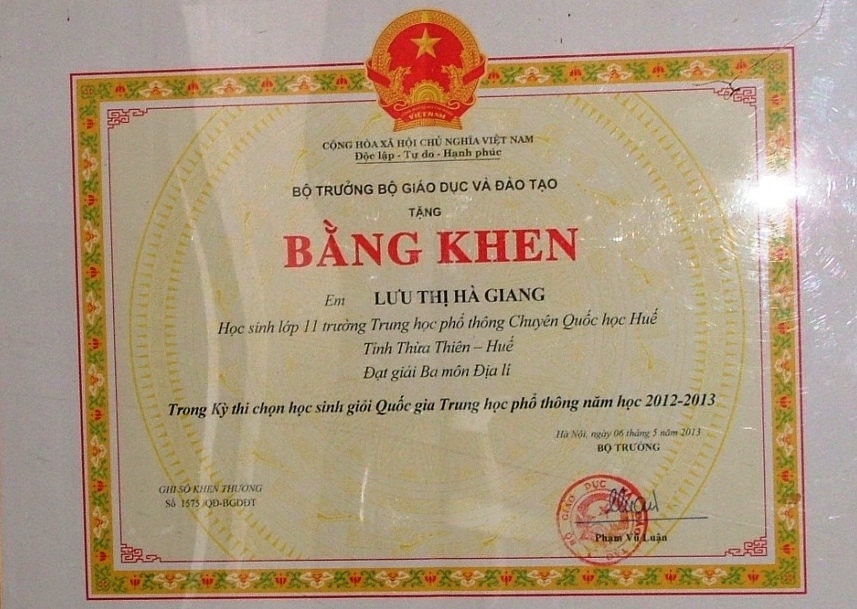 Cô bé bị suy thận từ chối tuyển thẳng đại học