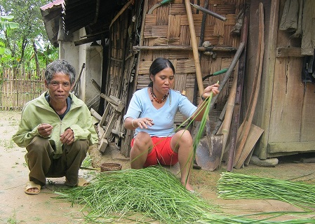Bi hài chuyện anh em ruột chung vợ nơi đại ngàn Trường Sơn