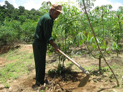 Ghé thăm cặp vợ chồng Pa Cô đông con nhất dãy Trường Sơn