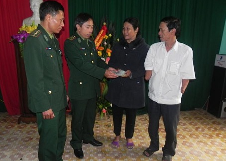 Sĩ quan Quân đội nhặt được 31 triệu đồng trả lại cho người mất Sĩ quan Quân đội nhặt được 31 triệu đồng trả lại cho người mất