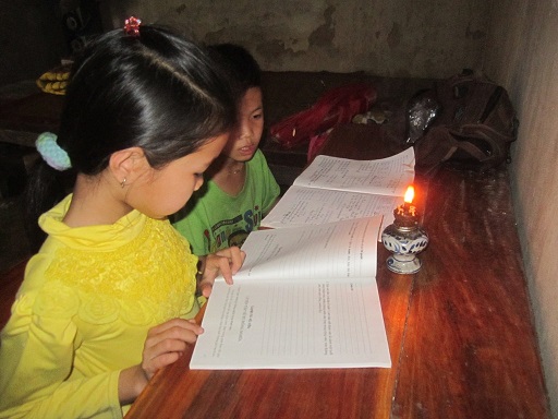 Có dự án điện, dân vẫn chờ... “ánh sáng”