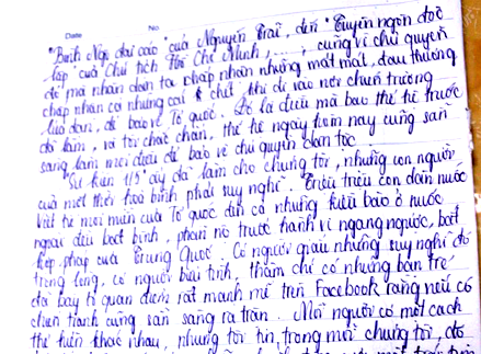 Cô giáo ra đề văn 