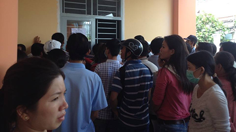 TP.HCM: Chen lấn mua hồ sơ mầm non từ 2h sáng