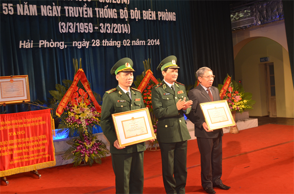 BĐBP TP Hải Phòng nhận Huân chương bảo vệ Tổ quốc