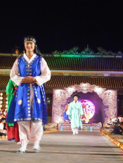 Hội tụ những sắc màu Châu Á tại Đêm Phương Đông Festival Huế 2014