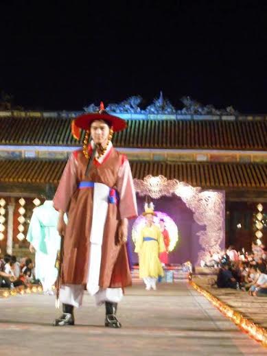 Hội tụ những sắc màu Châu Á tại Đêm Phương Đông Festival Huế 2014