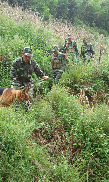 Bảo vệ biên giới là trách nhiệm của toàn dân Bảo vệ biên giới là trách nhiệm của toàn dân