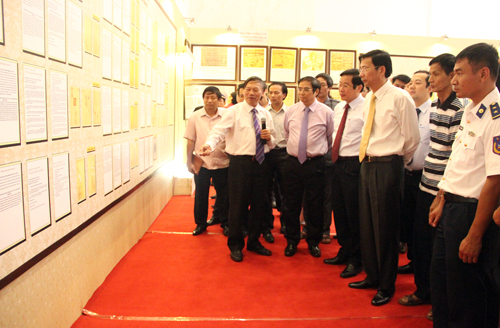 Triển lãm 100 tư liệu về Hoàng Sa, Trường Sa tại Quảng Ninh