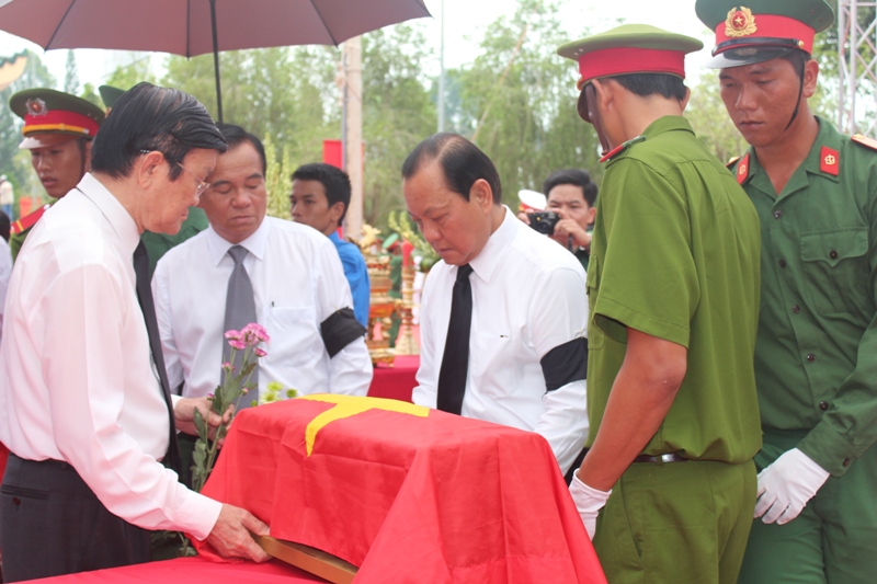 Truy điệu 36 liệt sỹ được tìm thấy tại hố chôn tập thể