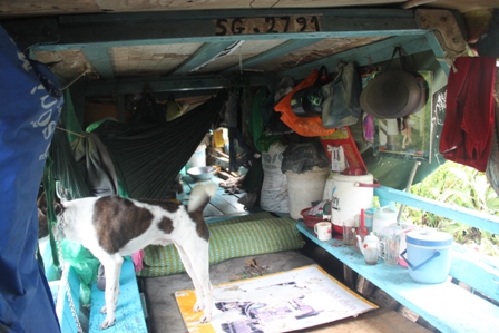 Những mảnh đời “4 không” giữa thành phố hoa lệ