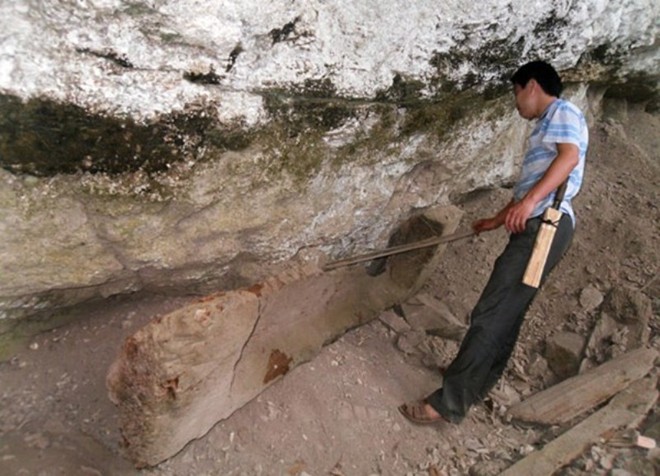 Lời đồn kỳ bí có vàng trong hang 