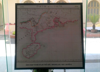 Bộ Nội vụ tiếp nhận bộ Atlas khẳng định chủ quyền biển đảo của VN