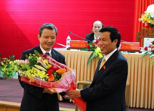 Bầu nhân sự mới cho HĐND và UBND tỉnh Thừa Thiên - Huế