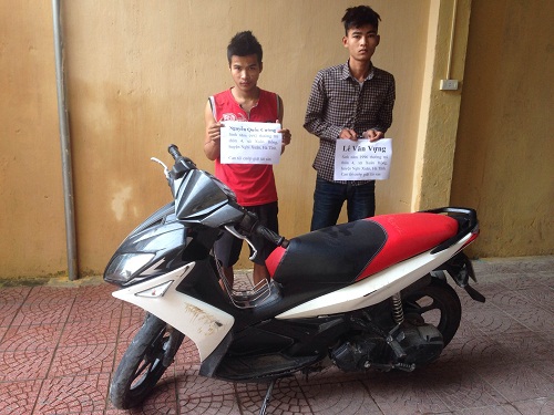 Khởi tố 2 đối tượng 9x gây ra hơn 10 vụ cướp giật 