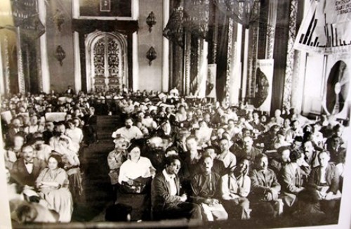 Lần đầu tiên triển lãm về tư liệu Chủ tịch Hồ Chí Minh