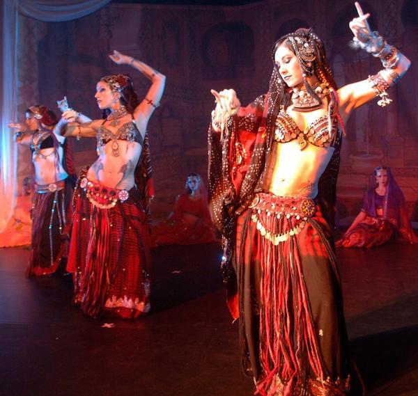 10 vũ điệu hấp dẫn nhất châu Á 10 vũ điệu hấp dẫn nhất châu Á