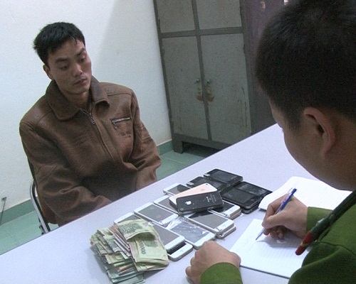 Tóm gọn đường dây  tiêu thụ điện thoại Iphone 