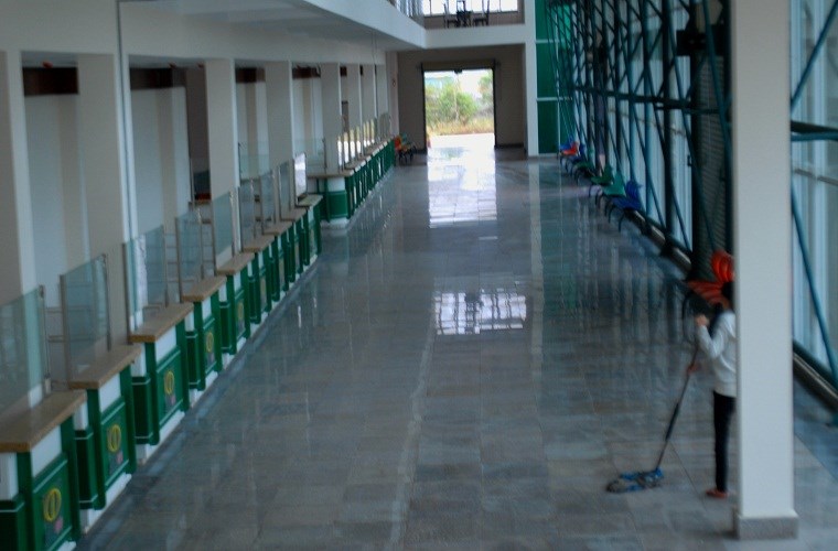 Xót ruột ngắm bến xe 130 tỷ, hai năm không đón xe khách