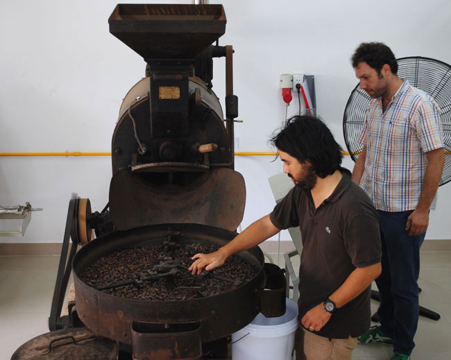 Cận cảnh quy trình sản xuất Chocolate Việt nổi tiếng thế giới 