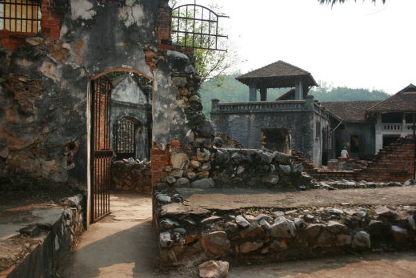 Rùng mình vào nơi “tù nhân chết nhanh nhất không cần đánh đập”