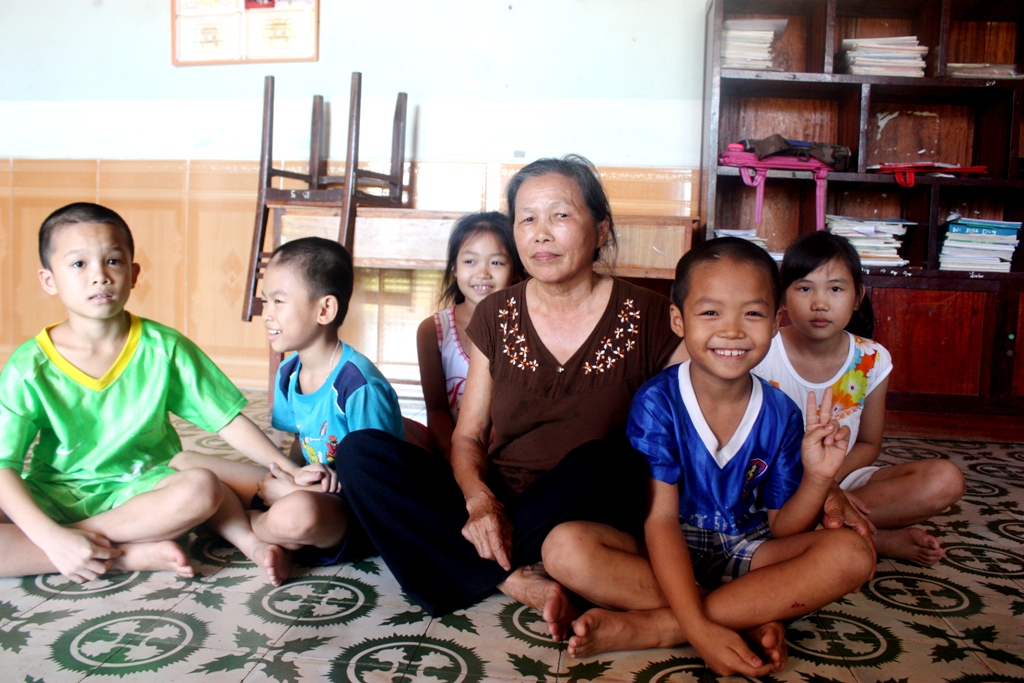 Người mẹ nuôi gần 30 đứa trẻ và tâm nguyện hiến xác cho y học