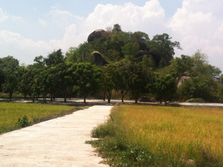 Huyền tích gươm thần và “Vua lửa” ở Tây Nguyên Huyền tích gươm thần và “Vua lửa” ở Tây Nguyên