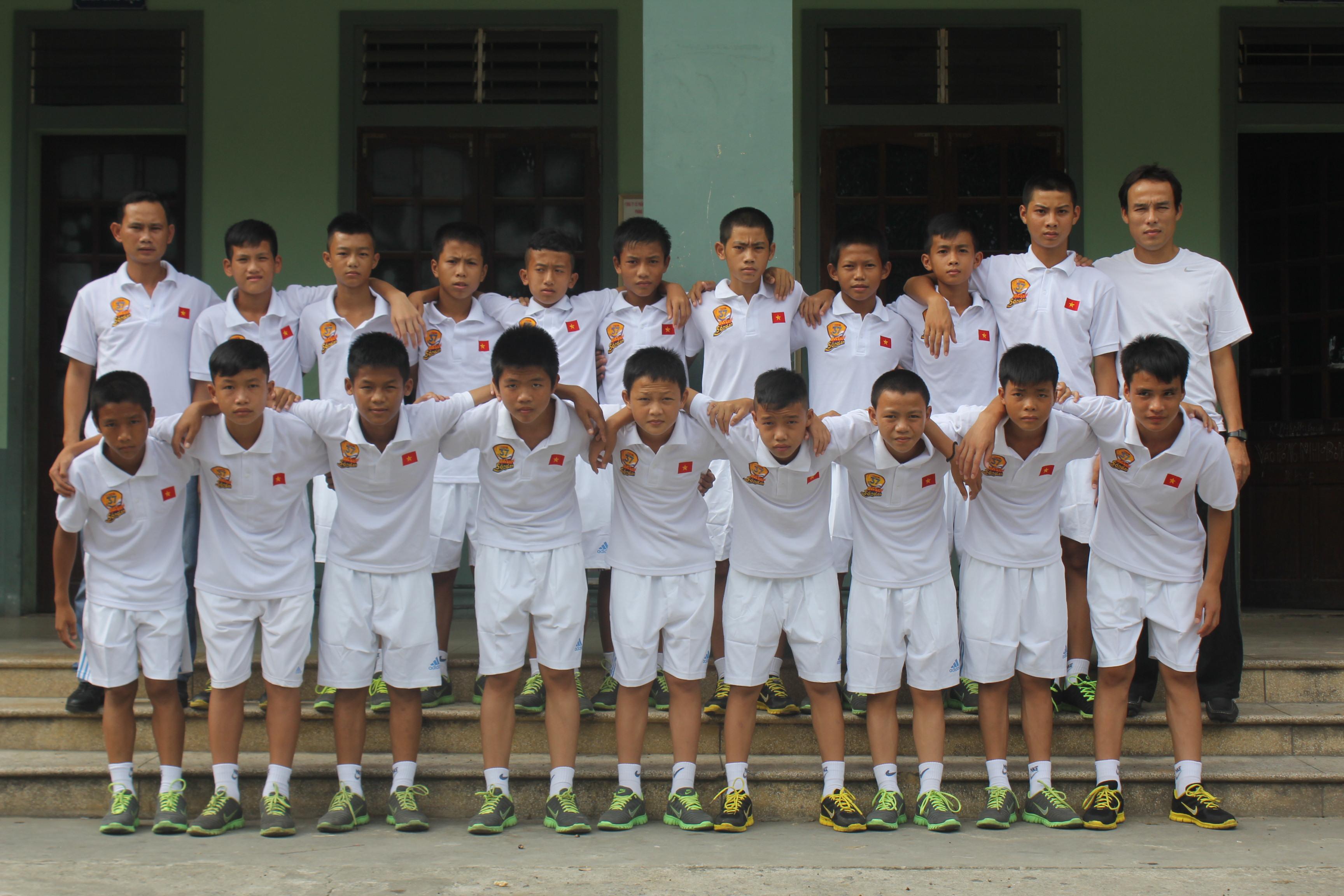 U.13 Sông Lam Nghệ An “Đông du”