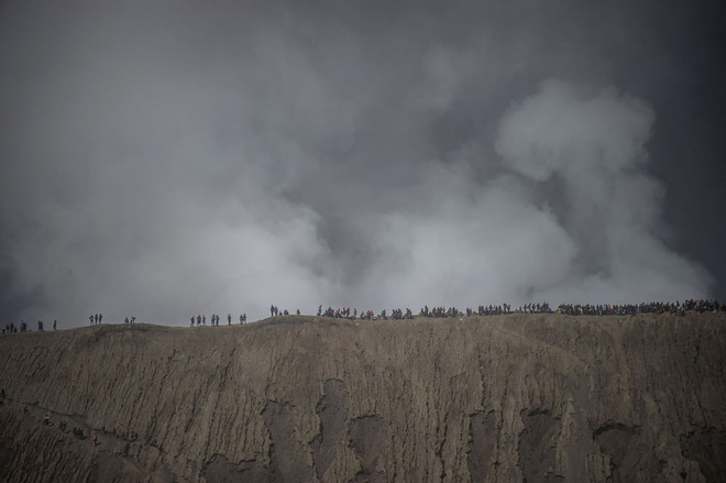 24h qua ảnh: Bức ảnh đáng sợ về giao thông bằng xe máy ở Đài Loan - Ảnh 9. 24h qua ảnh: Bức ảnh đáng sợ về giao thông bằng xe máy ở Đài Loan - Ảnh 9.