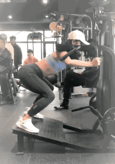 Chuyện Mẹ Cá - một Hot mom xuất thân lá ngọc cành vàng: Kẻ thù lớn nhất với phụ nữ là gì? - Ảnh 7.