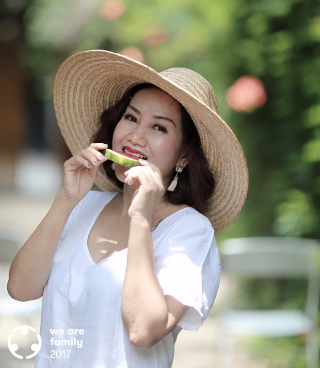 THU GIAO: Không bao giờ là muộn để người phụ nữ tìm ra chính mình - Ảnh 15. THU GIAO: Không bao giờ là muộn để người phụ nữ tìm ra chính mình - Ảnh 15.