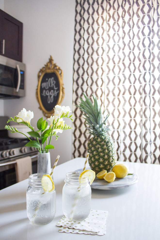 Căn hộ 30m² này chính là ví dụ hoàn hảo về việc nhà nhỏ vẫn có thể đẹp và tiện nghi - Ảnh 2.