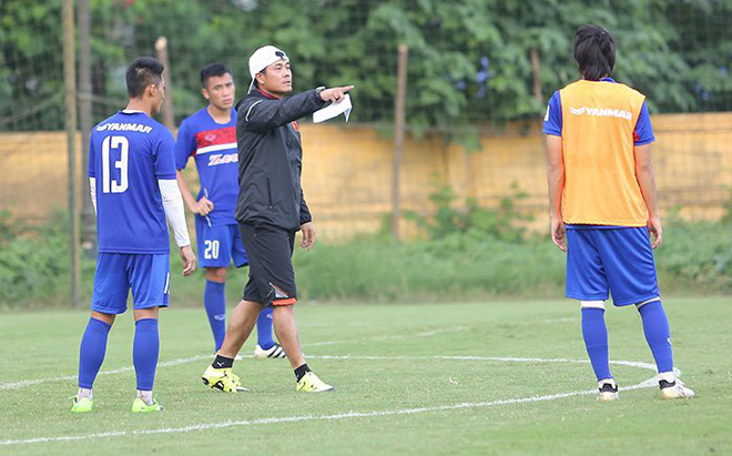 U22 Việt Nam có thể phải nuốt hận vì lệnh cấm mì tôm của Hữu Thắng - Ảnh 1.