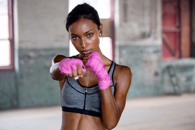 Siêu mẫu thế giới Jasmine Tookes lần đầu tiết lộ bí quyết giữ dáng đáng ngưỡng mộ - Ảnh 3. Siêu mẫu thế giới Jasmine Tookes lần đầu tiết lộ bí quyết giữ dáng đáng ngưỡng mộ - Ảnh 3.