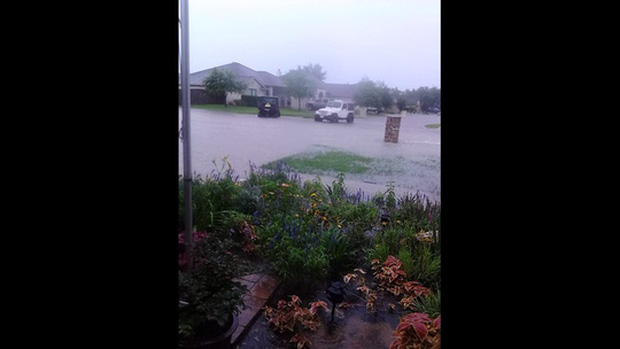 Tấm ảnh ám ảnh của nạn nhân thiệt mạng trong bão Harvey - Ảnh 5. Tấm ảnh ám ảnh của nạn nhân thiệt mạng trong bão Harvey - Ảnh 5.