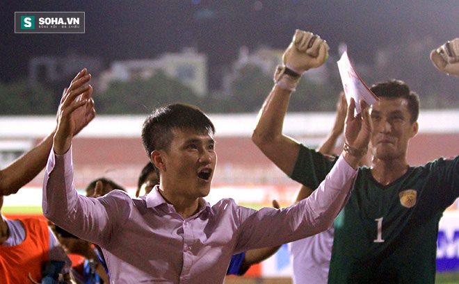 Công Vinh lên tiếng vụ “mang nhầm” danh hiệu vào phòng truyền thống của CLB TP.HCM - Ảnh 1.