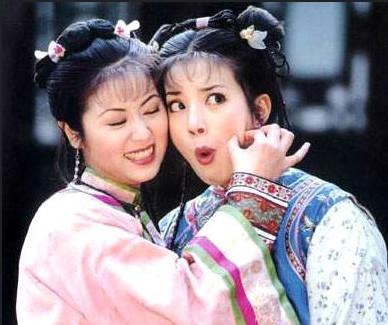 Mặc mọi scandal cãi vã, hình ảnh đẹp của Hoàn Châu Cách Cách còn mãi trong lòng khán giả - Ảnh 4. Mặc mọi scandal cãi vã, hình ảnh đẹp của Hoàn Châu Cách Cách còn mãi trong lòng khán giả - Ảnh 4.