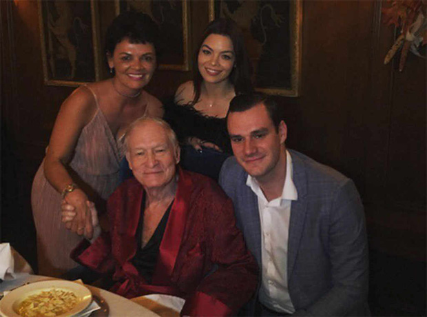 Nhìn lại những tháng năm thăng trầm của huyền thoại Hugh Hefner với Playboy, cuốn tạp chí nổi tiếng bậc nhất thế giới - Ảnh 12. Nhìn lại những tháng năm thăng trầm của huyền thoại Hugh Hefner với Playboy, cuốn tạp chí nổi tiếng bậc nhất thế giới - Ảnh 12.