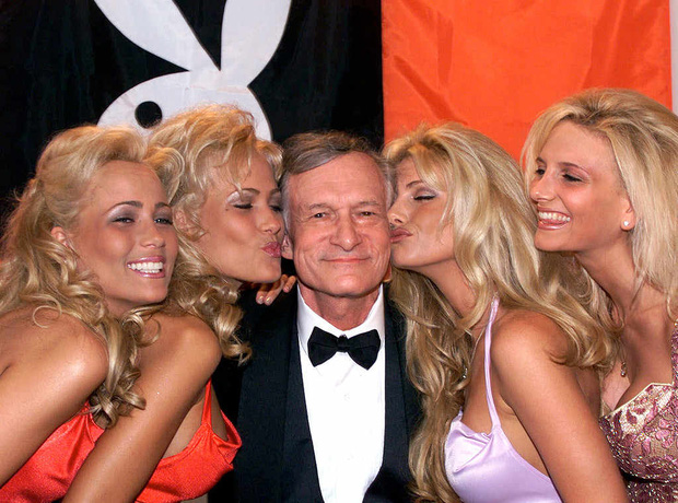 Nhìn lại những tháng năm thăng trầm của huyền thoại Hugh Hefner với Playboy, cuốn tạp chí nổi tiếng bậc nhất thế giới - Ảnh 7. Nhìn lại những tháng năm thăng trầm của huyền thoại Hugh Hefner với Playboy, cuốn tạp chí nổi tiếng bậc nhất thế giới - Ảnh 7.