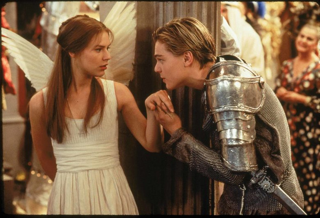Cặp đôi Romeo và Juliet chính là thủ phạm khiến Apple khốn đốn khi sản xuất iPhone X - Ảnh 2. Cặp đôi Romeo và Juliet chính là thủ phạm khiến Apple khốn đốn khi sản xuất iPhone X - Ảnh 2.