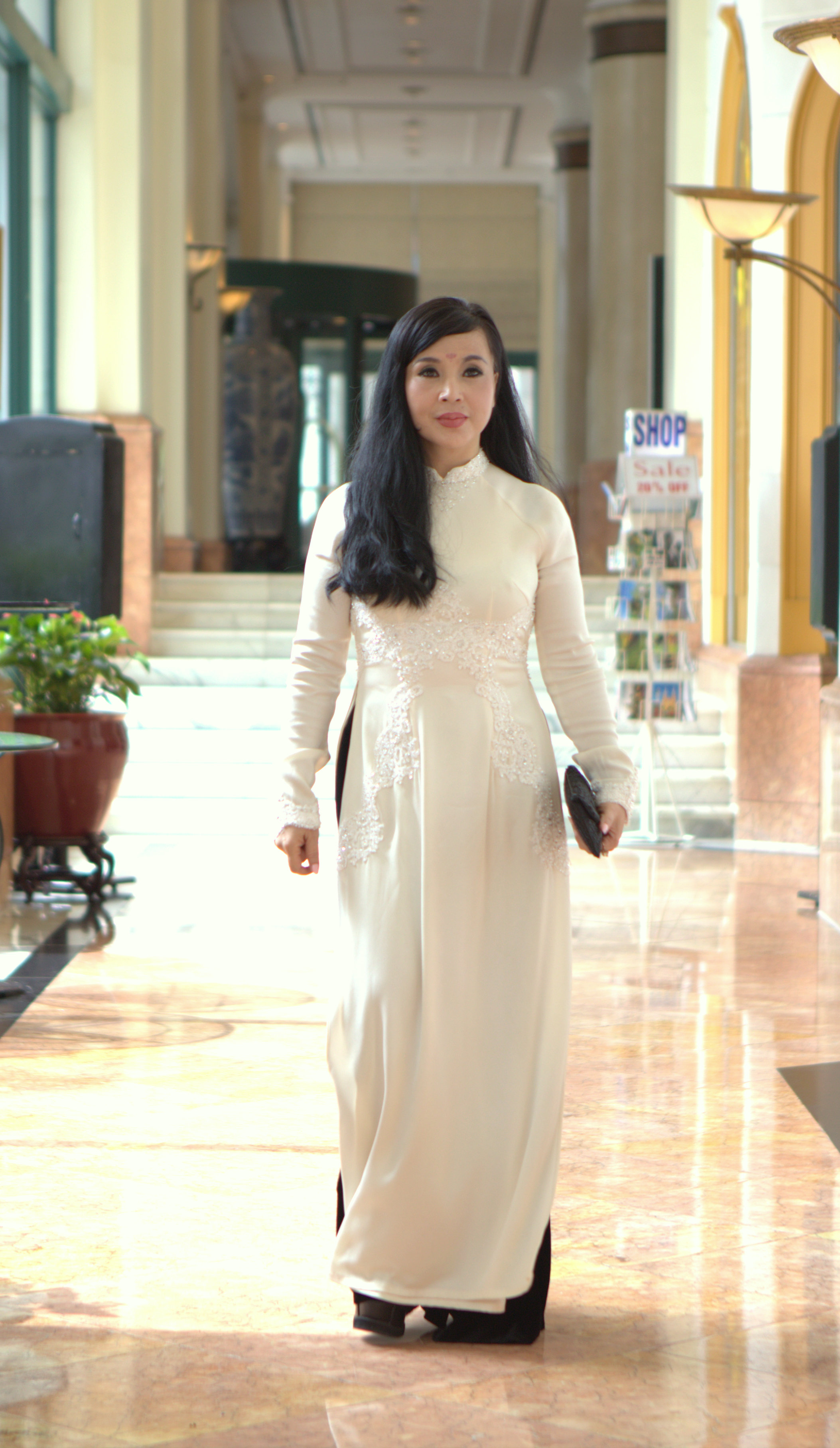 Giải trí - NSND Lan Hương: 'Nhiều người hỏi thẳng tôi - Chị đi phẫu thuật thẩm mỹ à?'