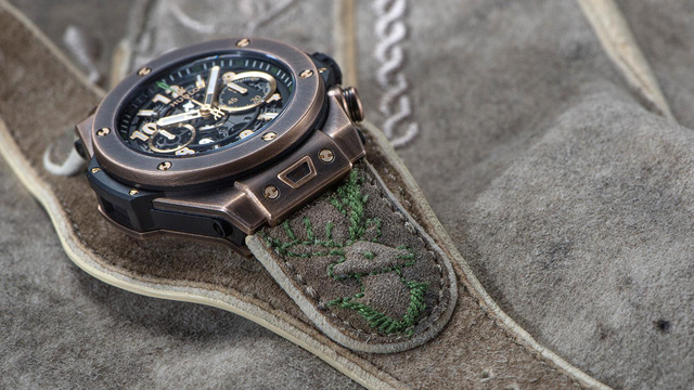 Chiếc đồng hồ Hublot đặc biệt từ da hươu tinh tế và cổ điển, trên thế giới chỉ có 100 chiếc được làm thủ công hoàn toàn - Ảnh 3. Chiếc đồng hồ Hublot đặc biệt từ da hươu tinh tế và cổ điển, trên thế giới chỉ có 100 chiếc được làm thủ công hoàn toàn - Ảnh 3.