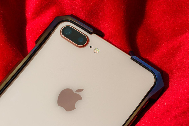 Đây là chiếc case iPhone đắt hơn cả iPhone X bản cao cấp nhất - Ảnh 10. Đây là chiếc case iPhone đắt hơn cả iPhone X bản cao cấp nhất - Ảnh 10.